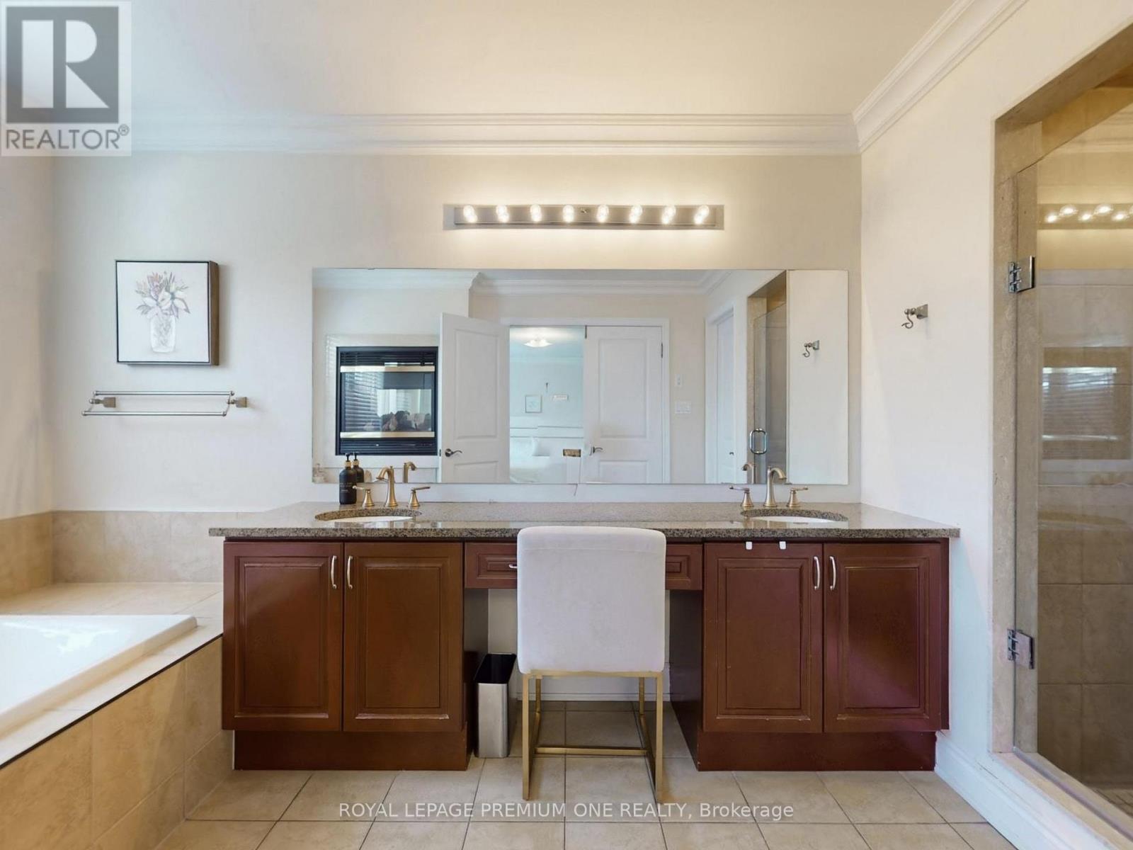 74 FORESTA DRIVE,Vaughan (Vellore Village),,