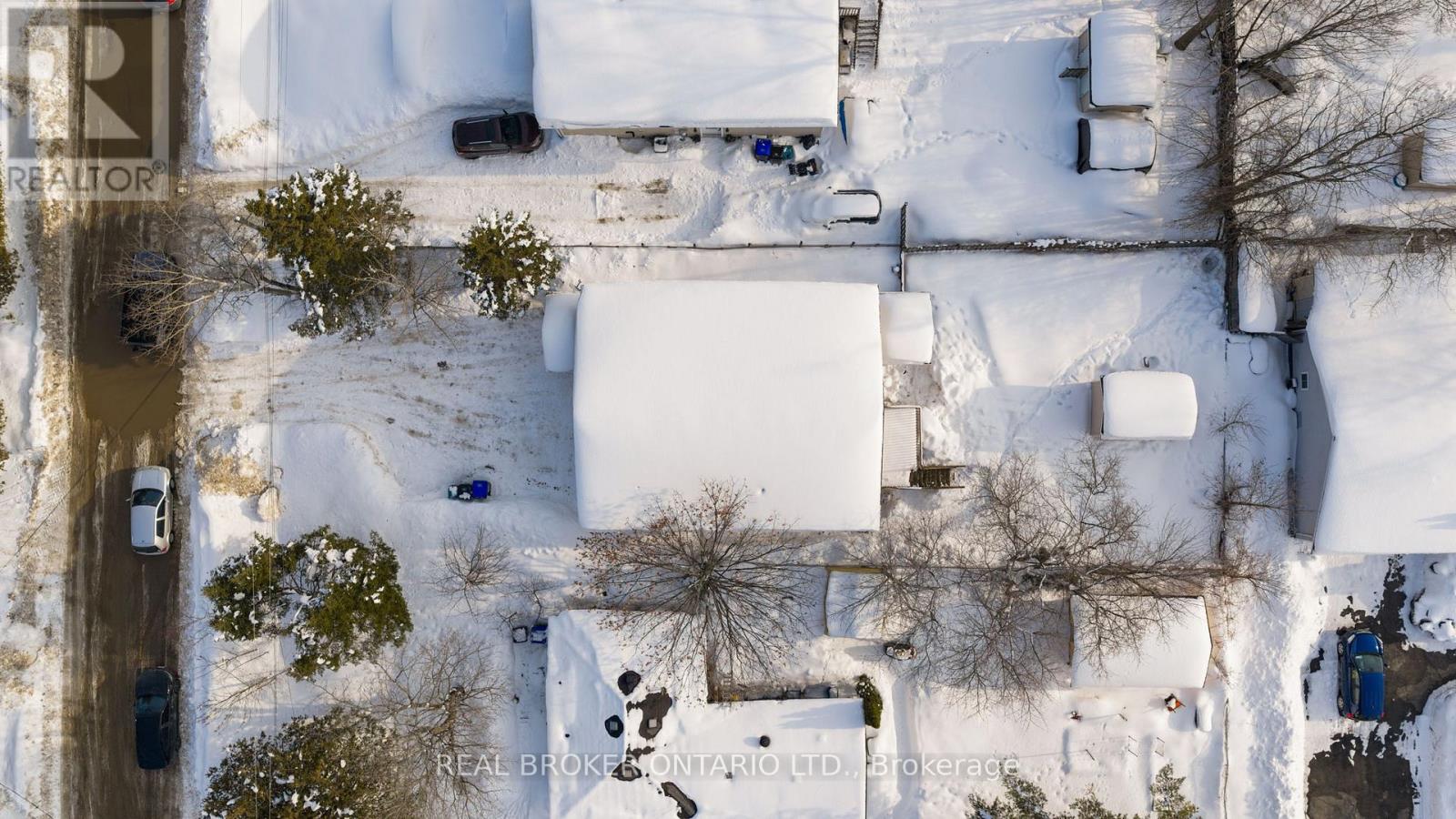 3392 LEE AVENUE, Severn (West Shore), Ontario