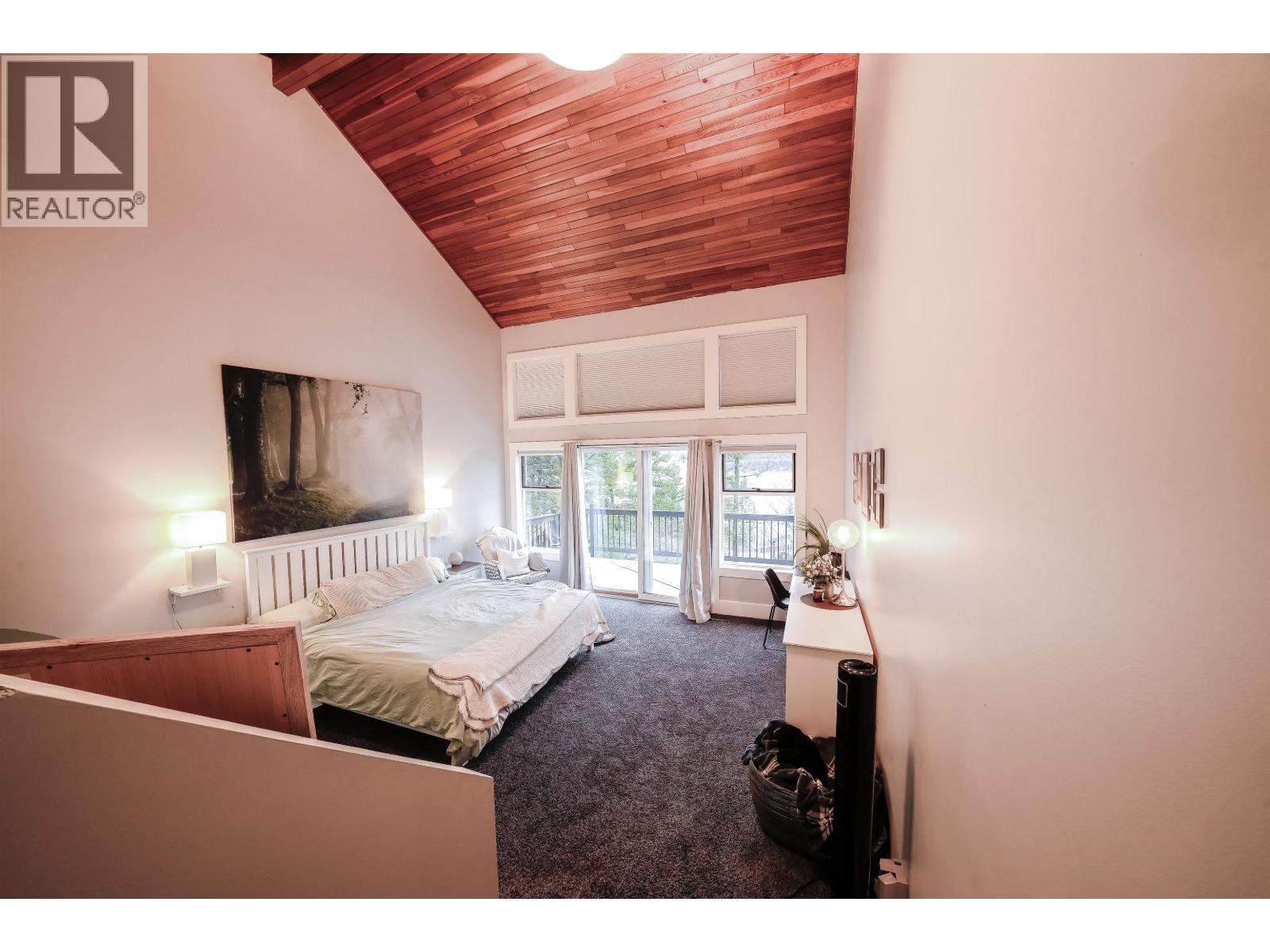 2124 SOUTH LAKESIDE DRIVE, Williams Lake