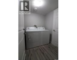 4pc Bathroom - 3-4 75 And 85 Atlantic Avenue, Kerrobert, SK S0L1R0 Photo 13