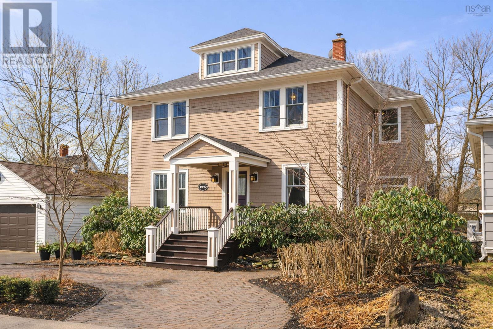 Property photo of 1932 Rosebank Avenue