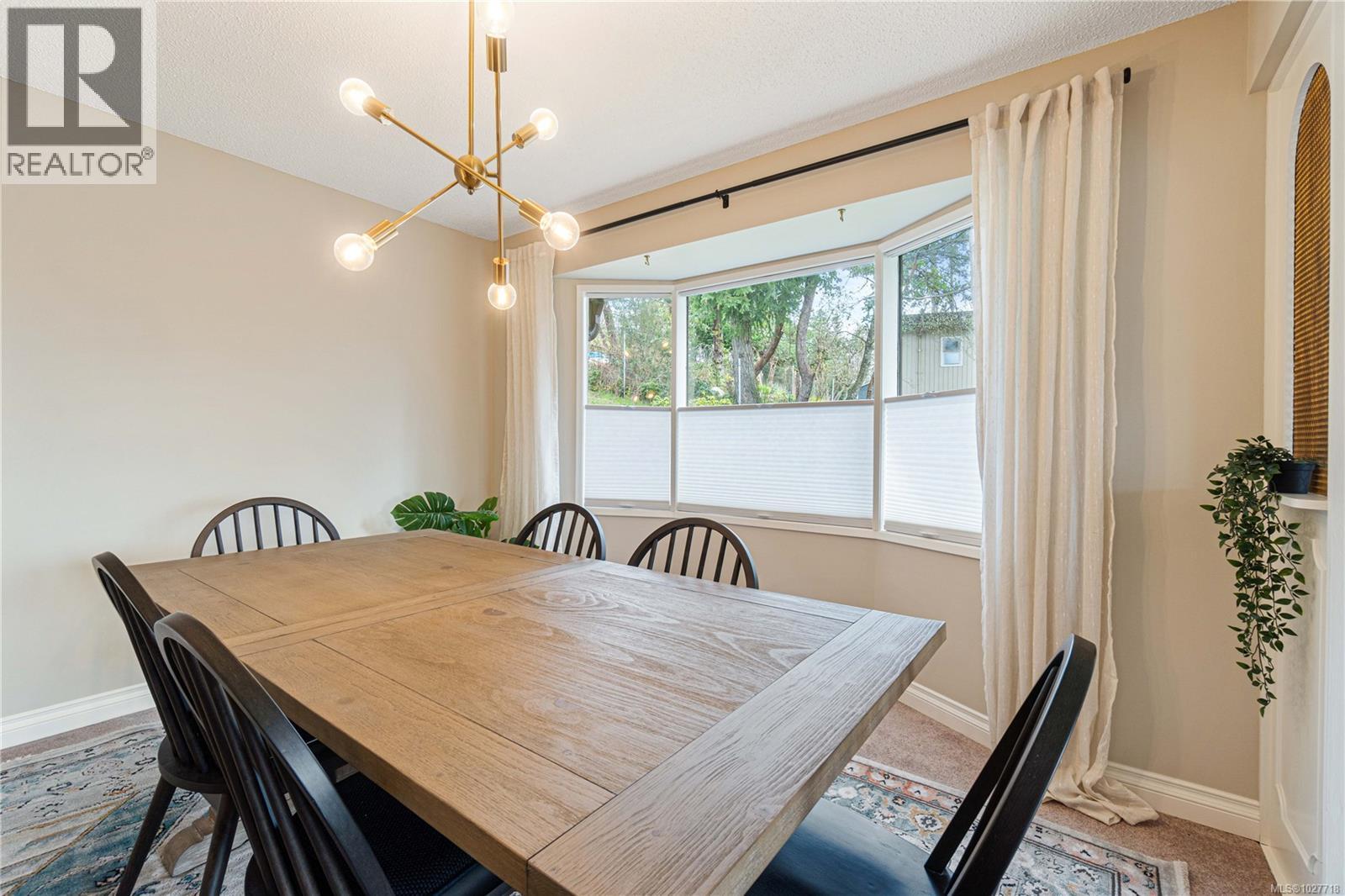 3270 Smugglers Hill Dr, Nanaimo