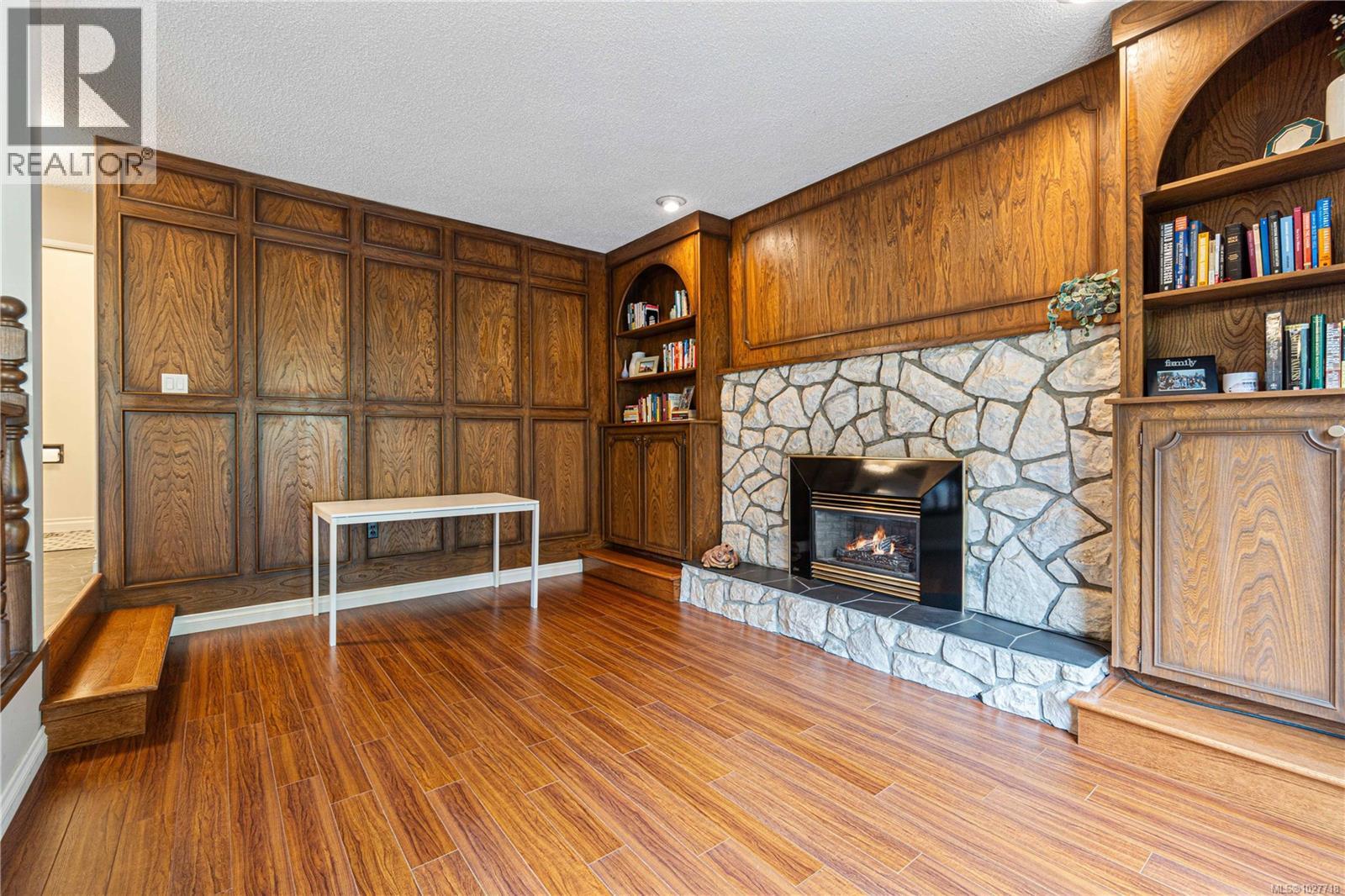 3270 Smugglers Hill Dr, Nanaimo