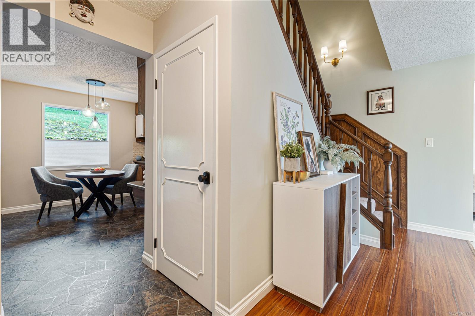 3270 Smugglers Hill Dr, Nanaimo