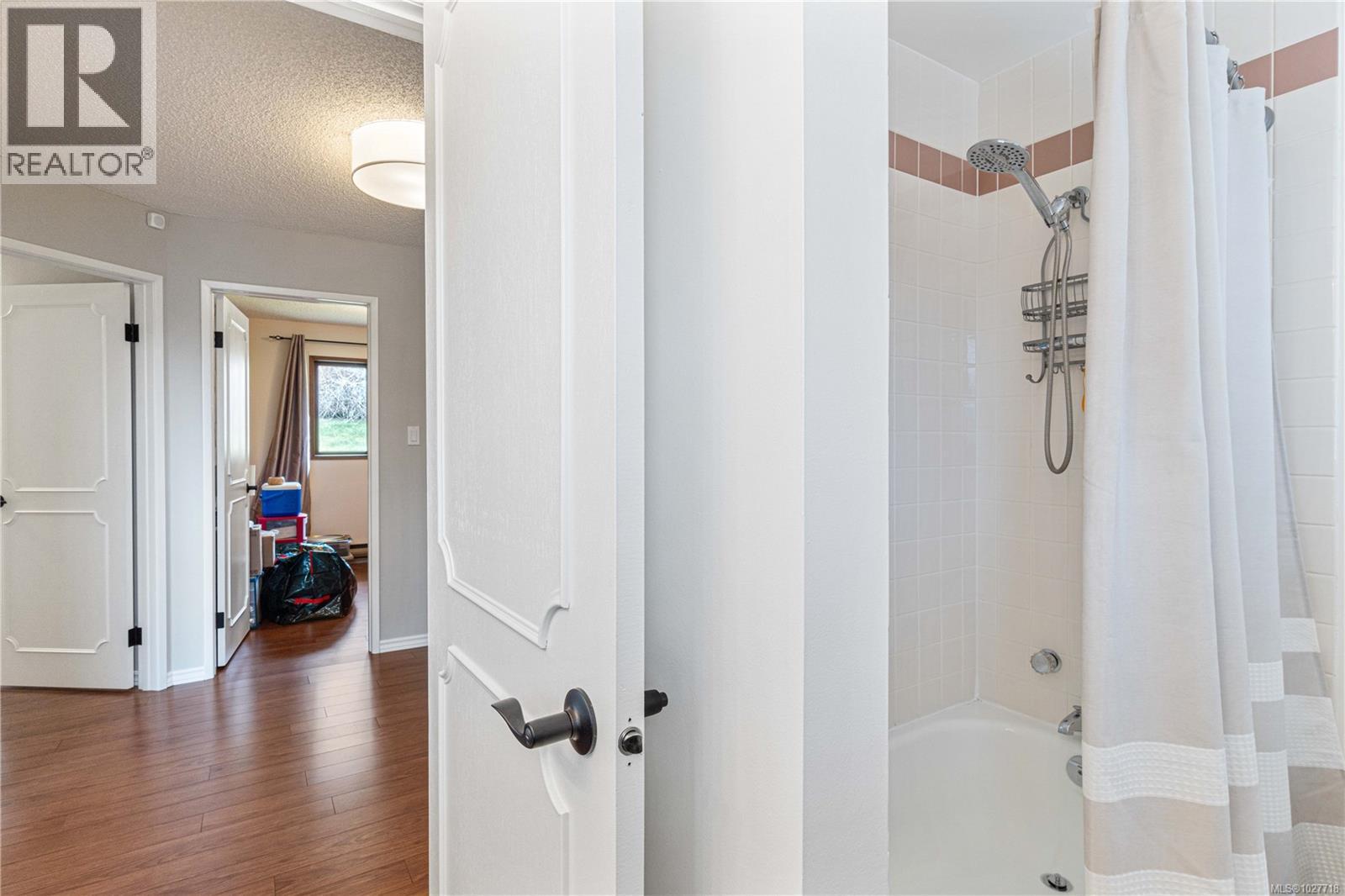 3270 Smugglers Hill Dr, Nanaimo