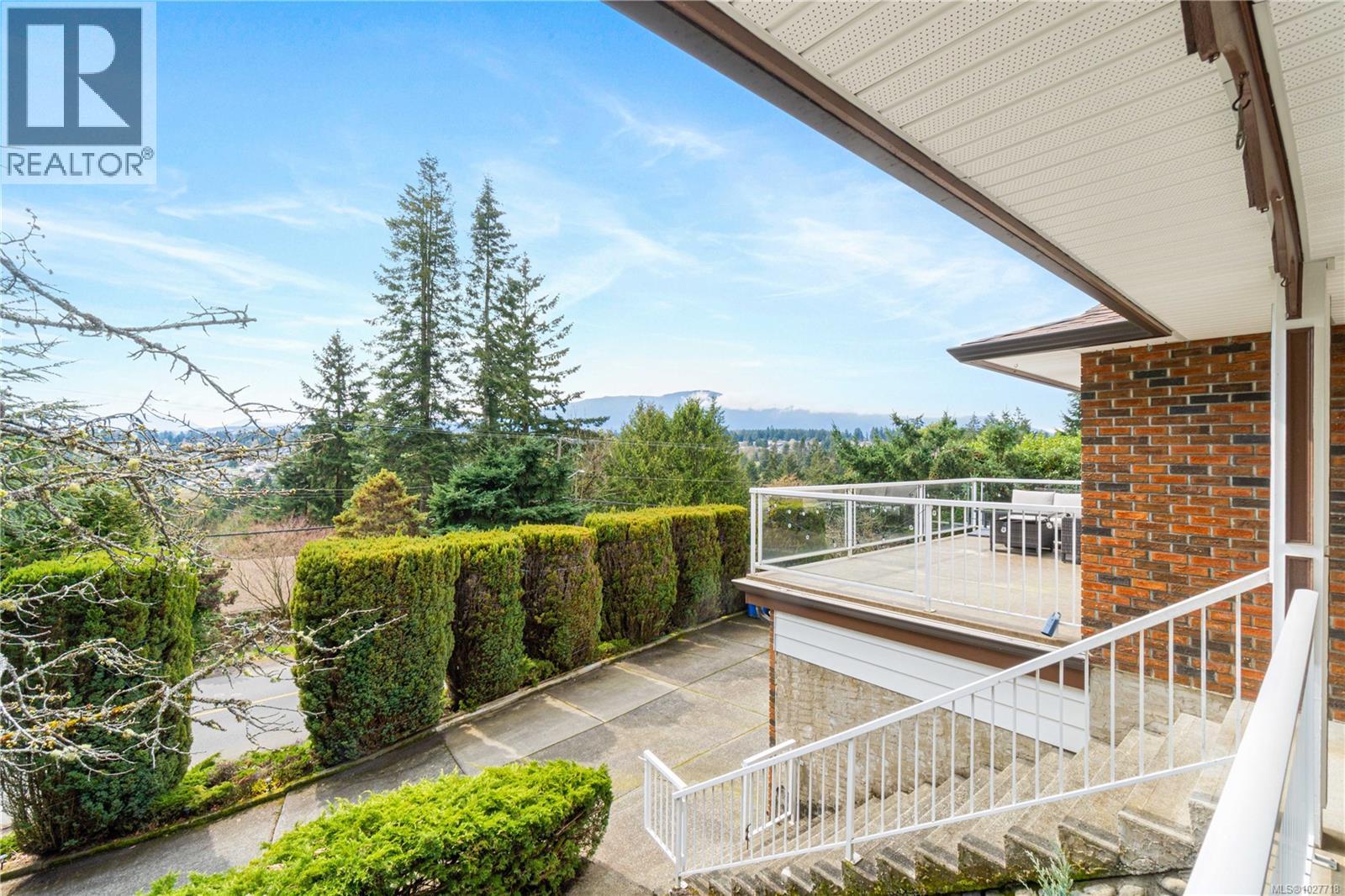 3270 Smugglers Hill Dr, Nanaimo