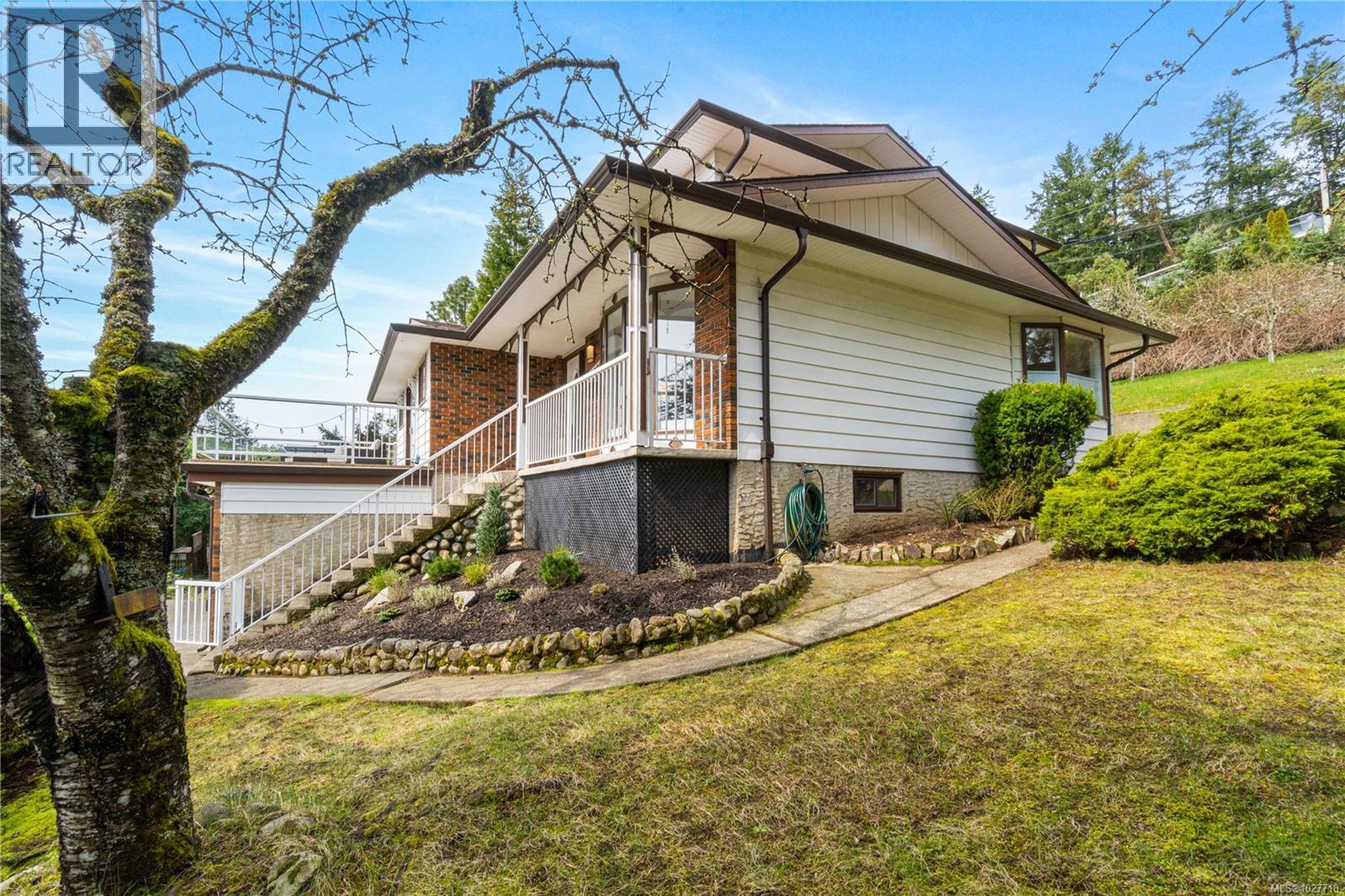 3270 Smugglers Hill Dr, Nanaimo