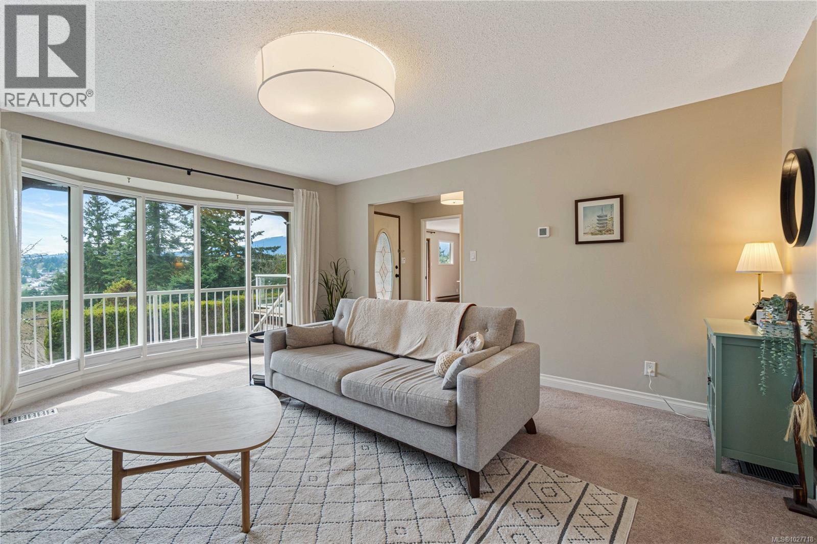 3270 Smugglers Hill Dr, Nanaimo