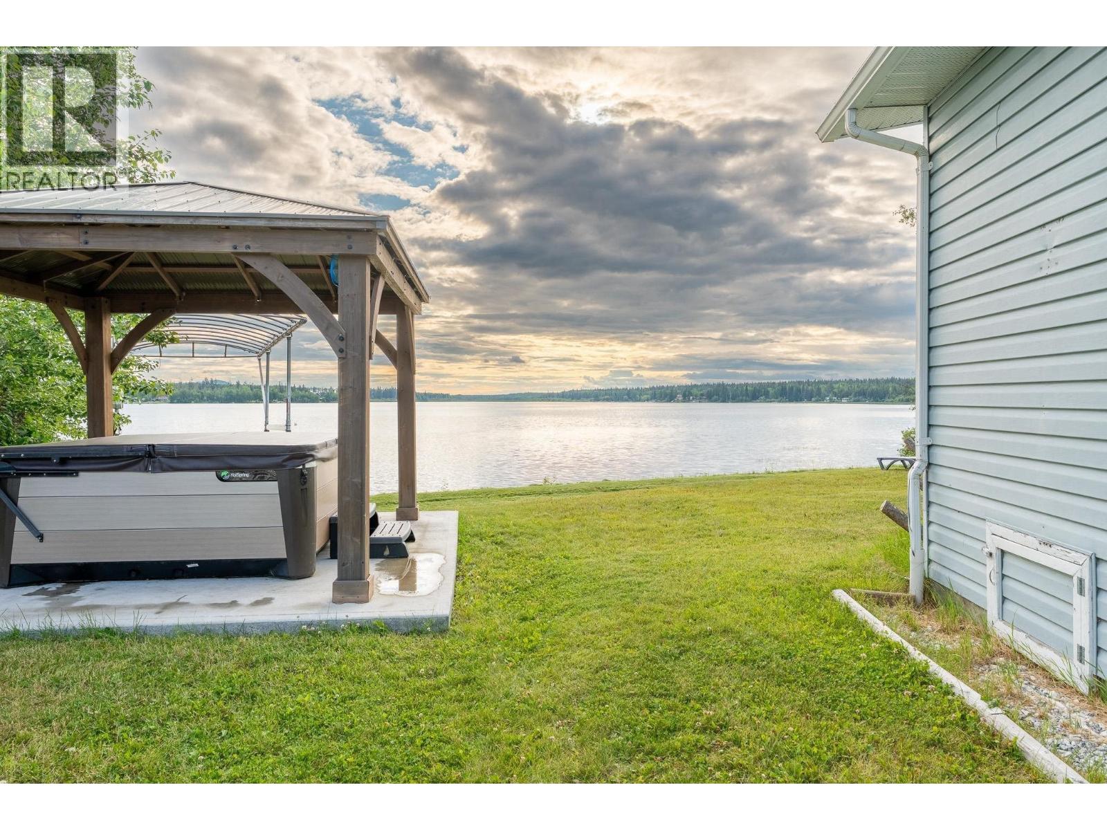 55680 JARDINE LOOP, Cluculz Lake