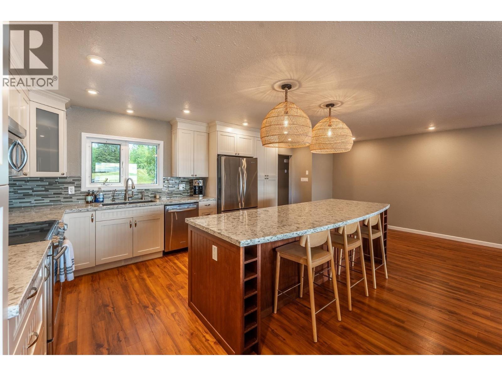 55680 JARDINE LOOP, Cluculz Lake