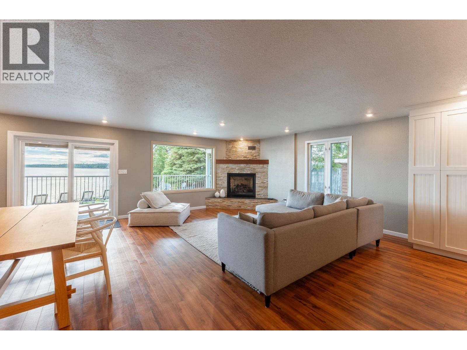 55680 JARDINE LOOP, Cluculz Lake