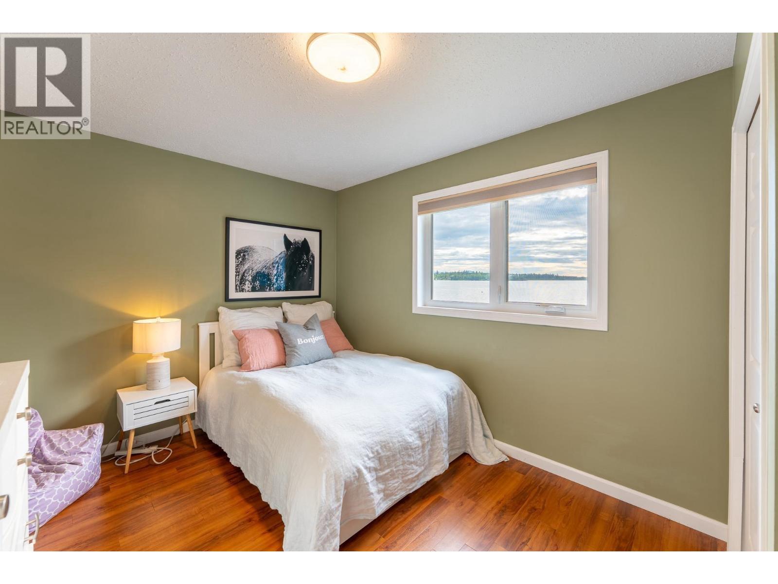 55680 JARDINE LOOP, Cluculz Lake