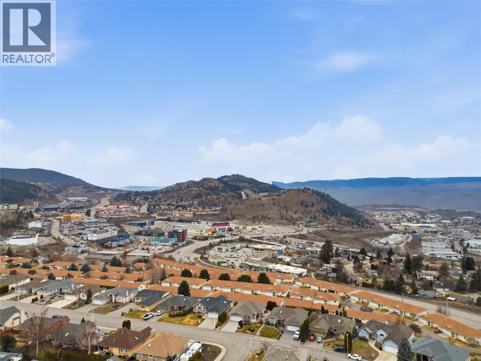 910 HEATHERTON Court, Kamloops