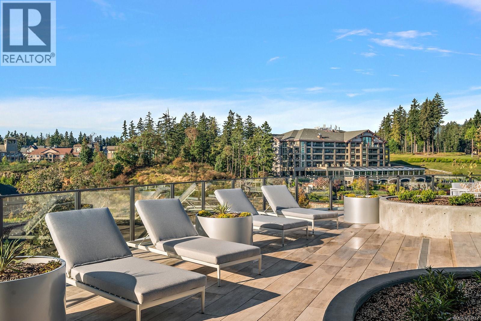 1402 2000 Hannington Road, Langford