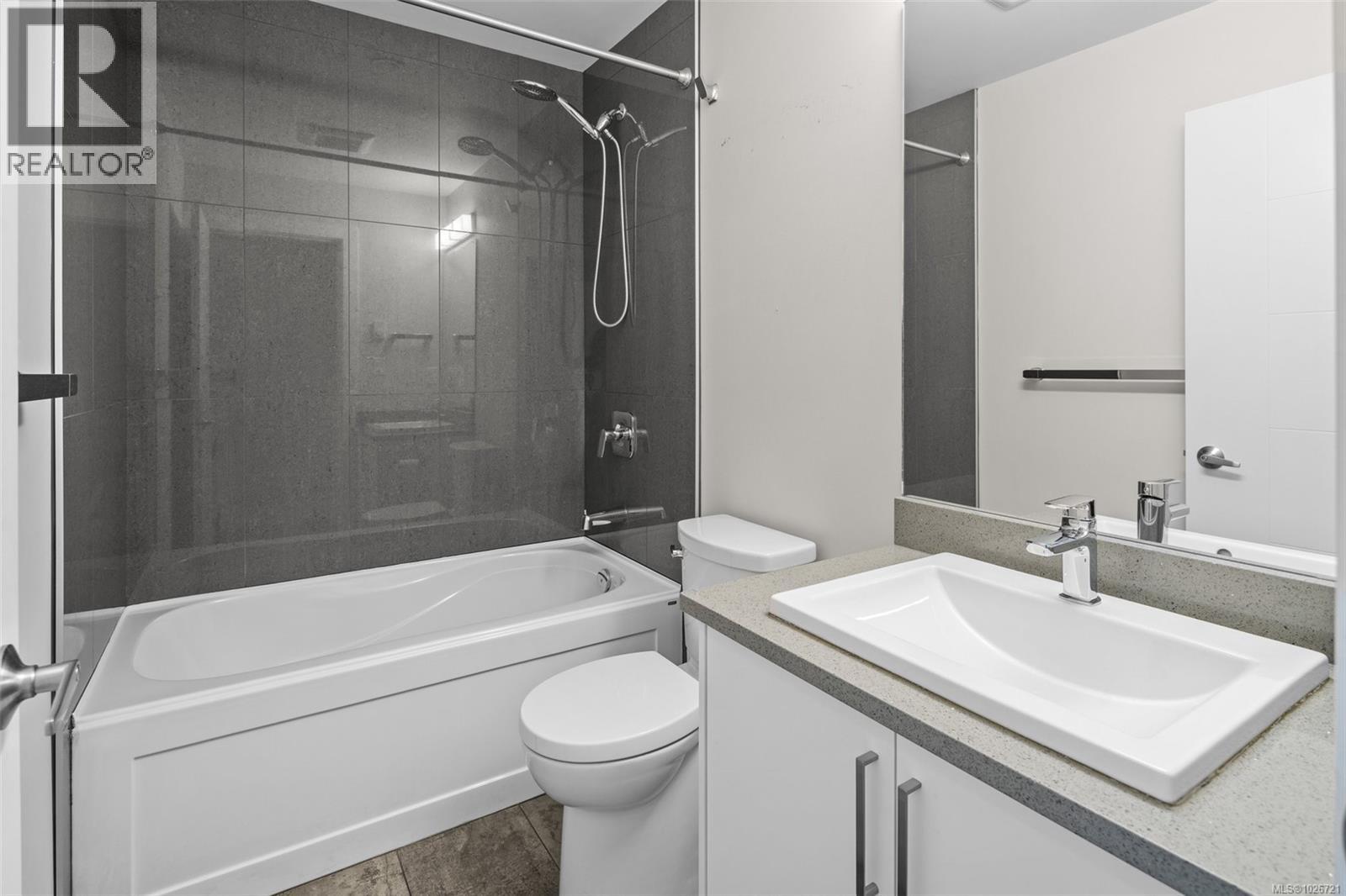  326 Lone Oak Place, Langford