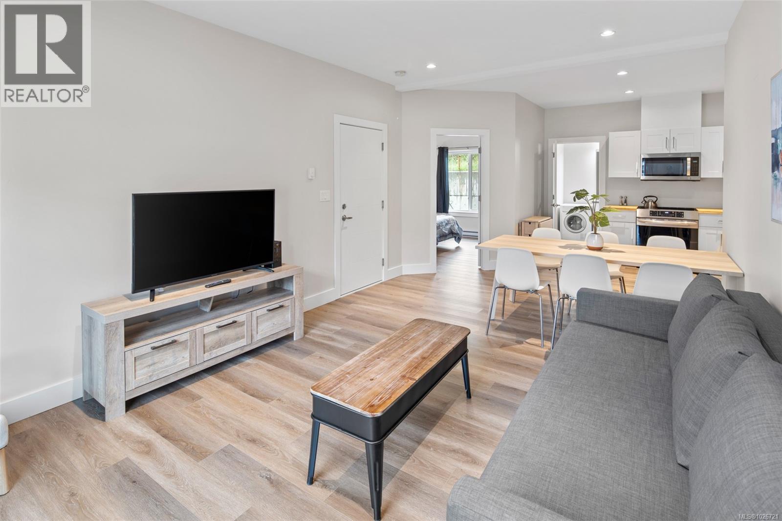  326 Lone Oak Place, Langford