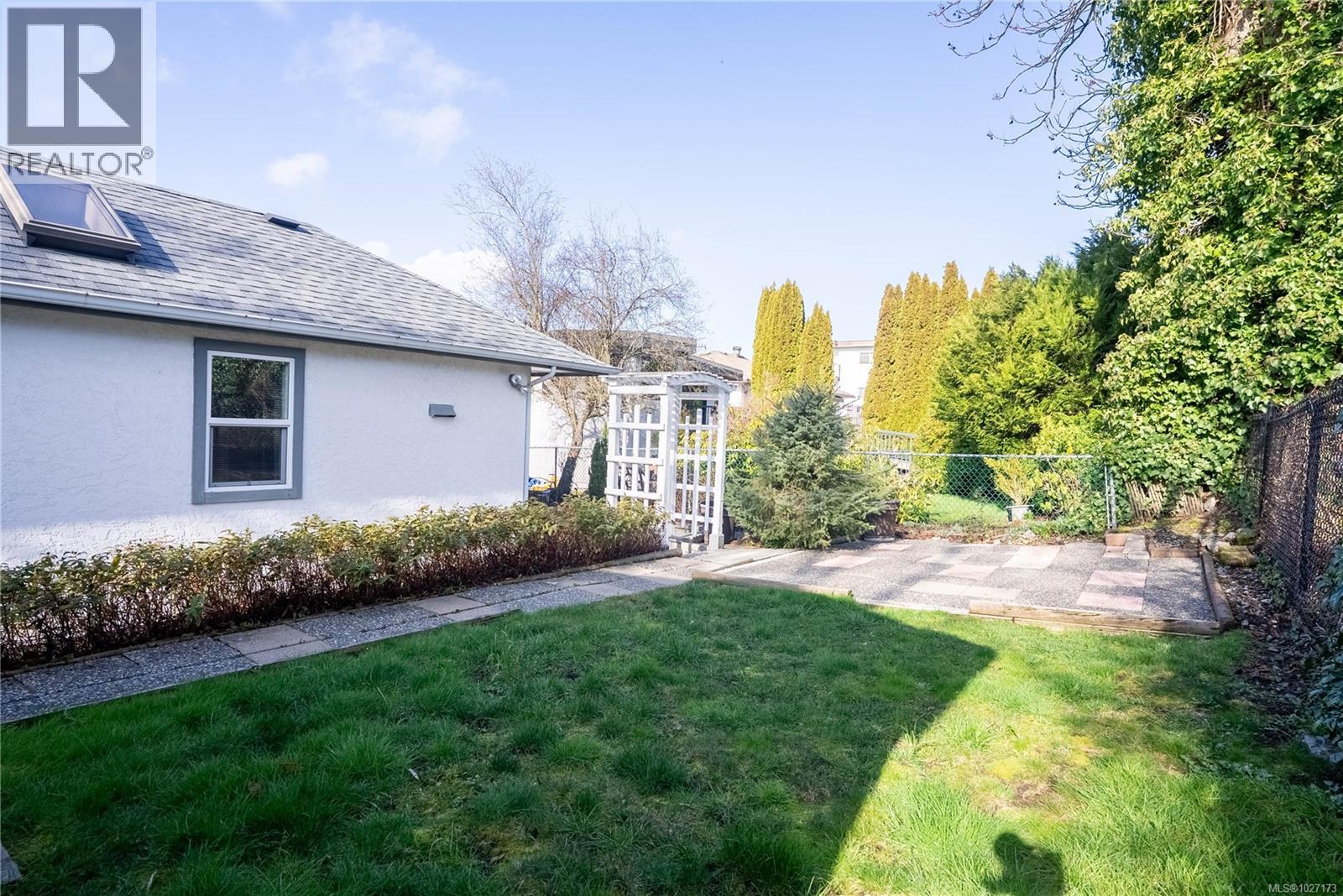  3165 Wascana Street, Saanich