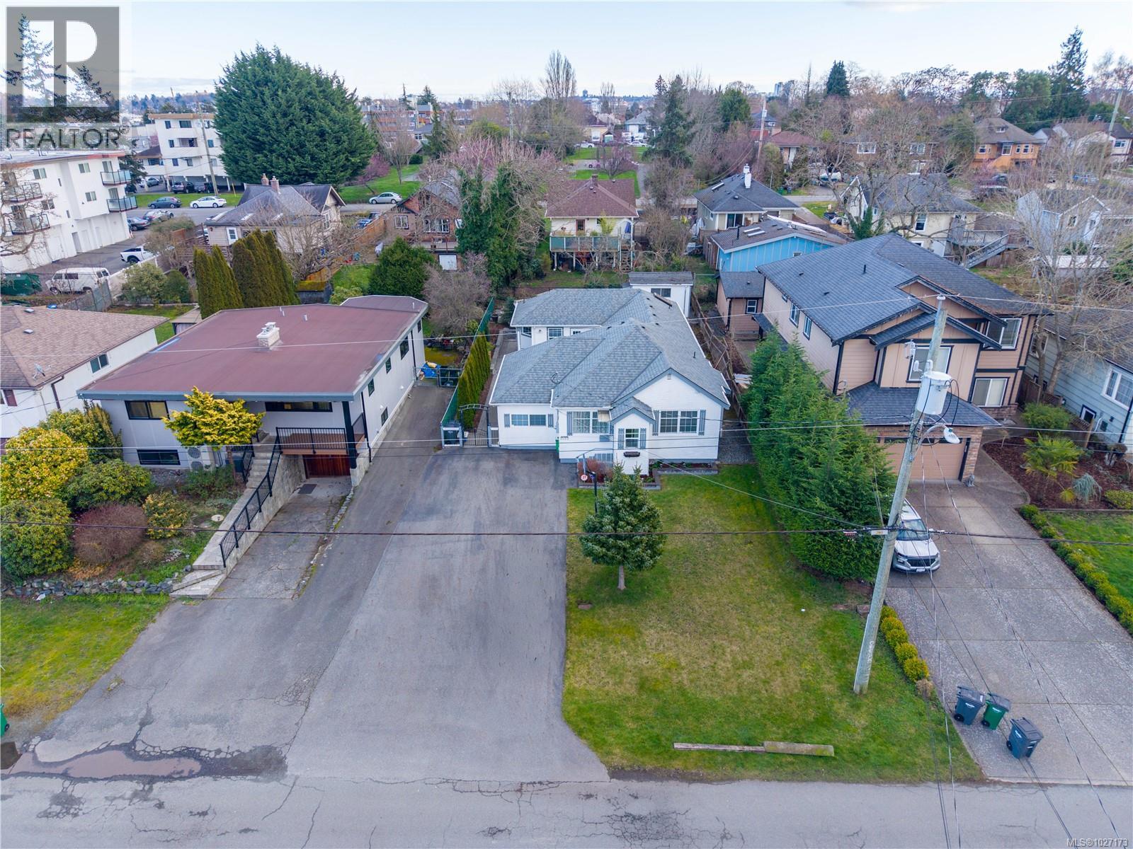  3165 Wascana Street, Saanich