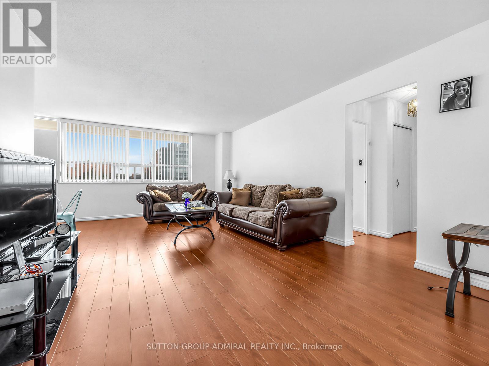#505 130 NEPTUNE DRIVE - 7