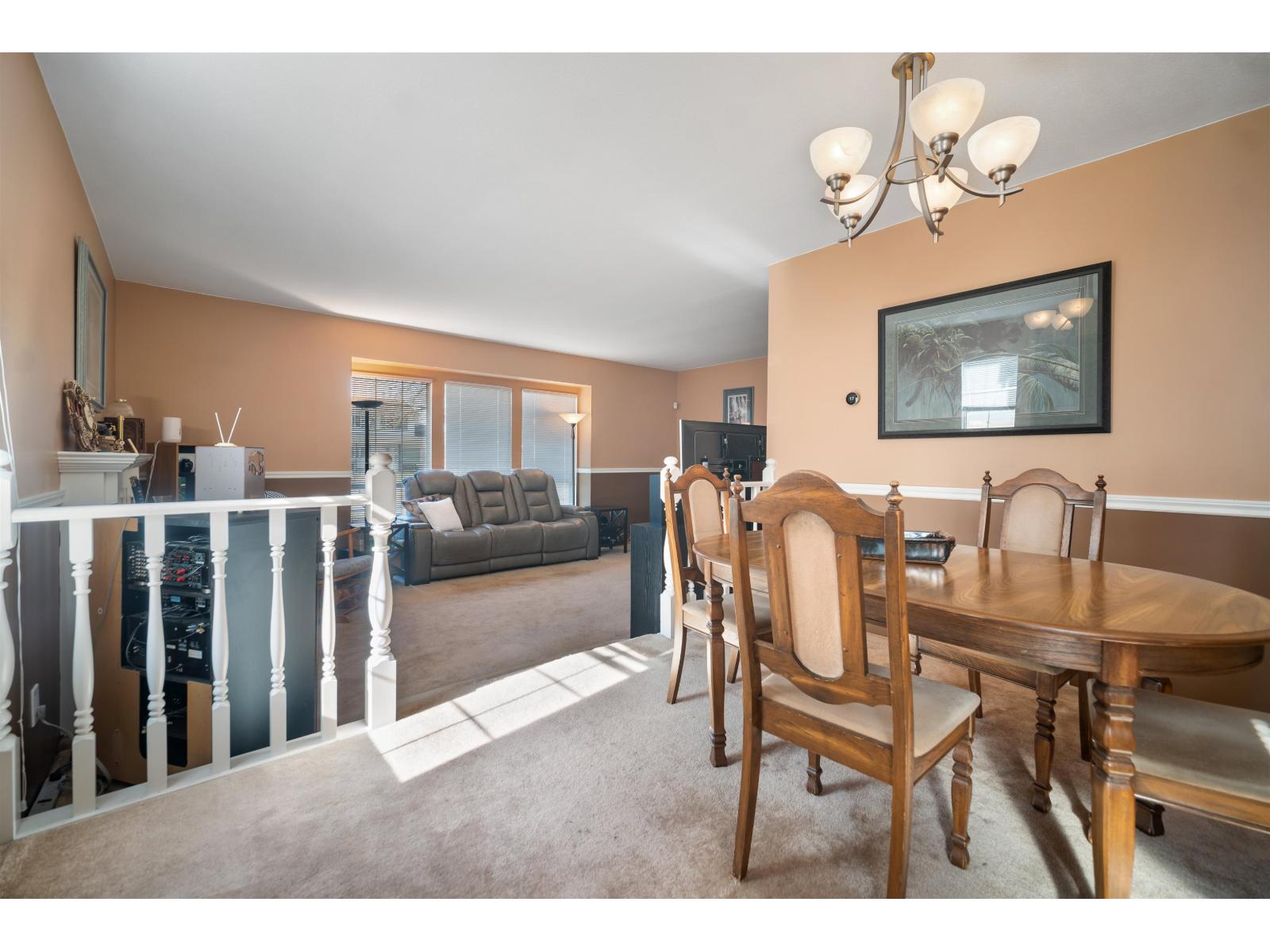 9564 204A STREET, Langley