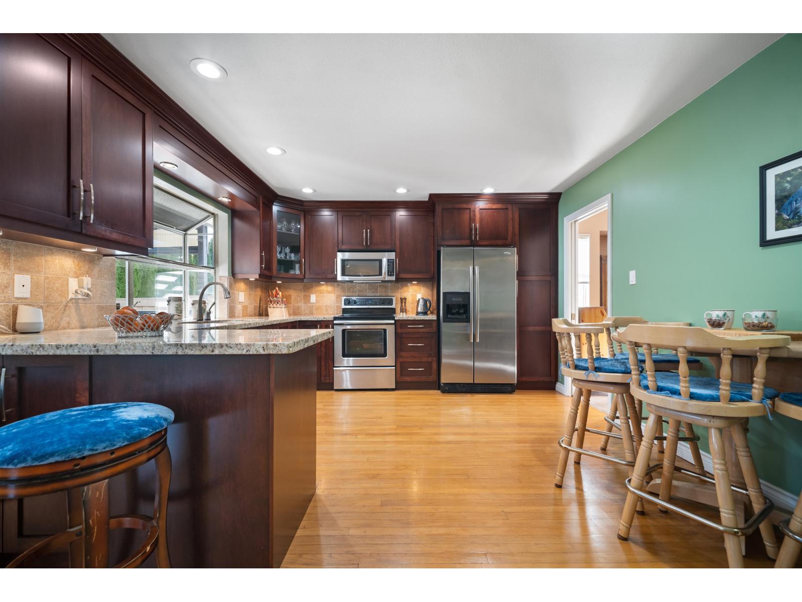 9564 204A STREET, Langley