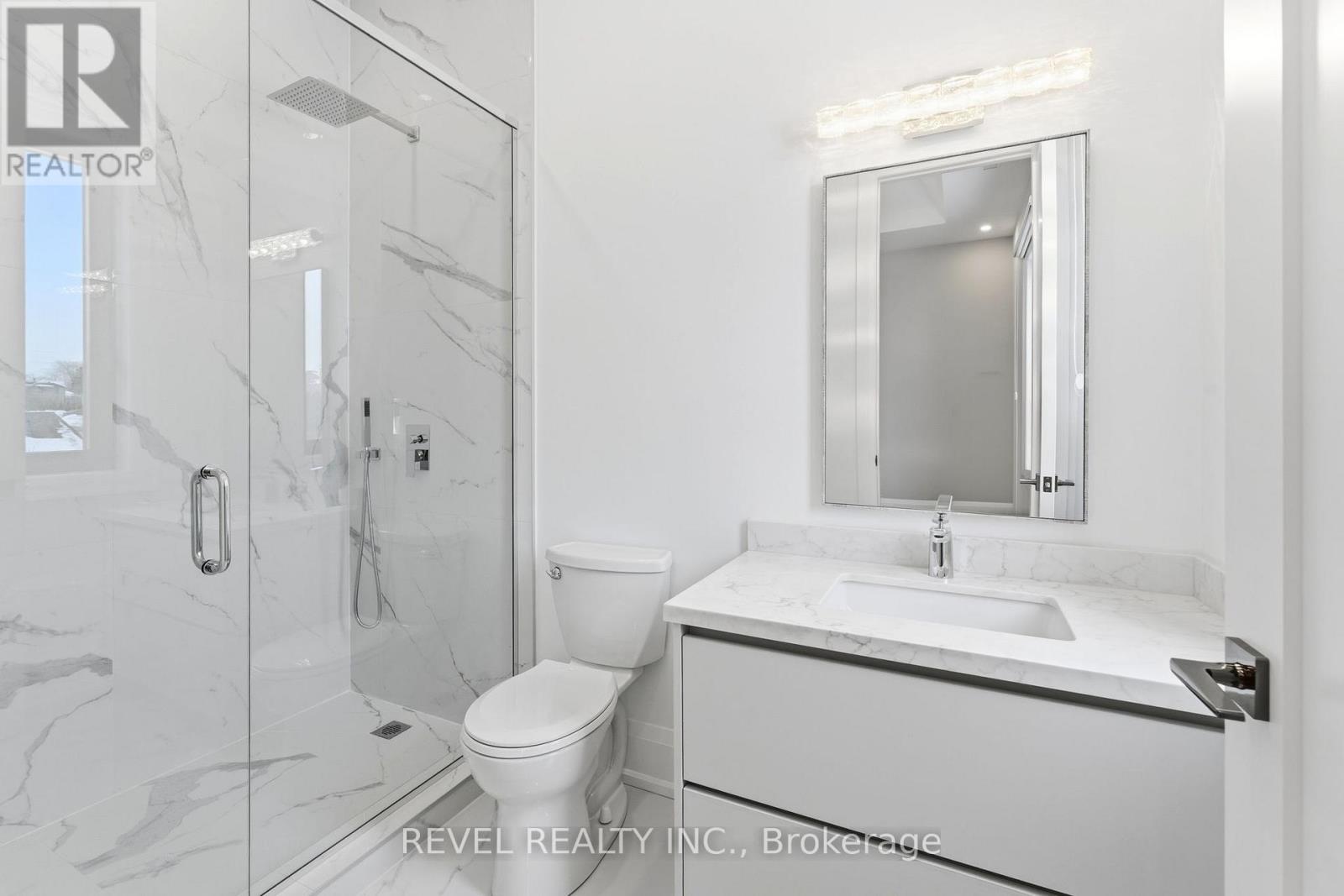 456 TOYNEVALE ROAD - 32