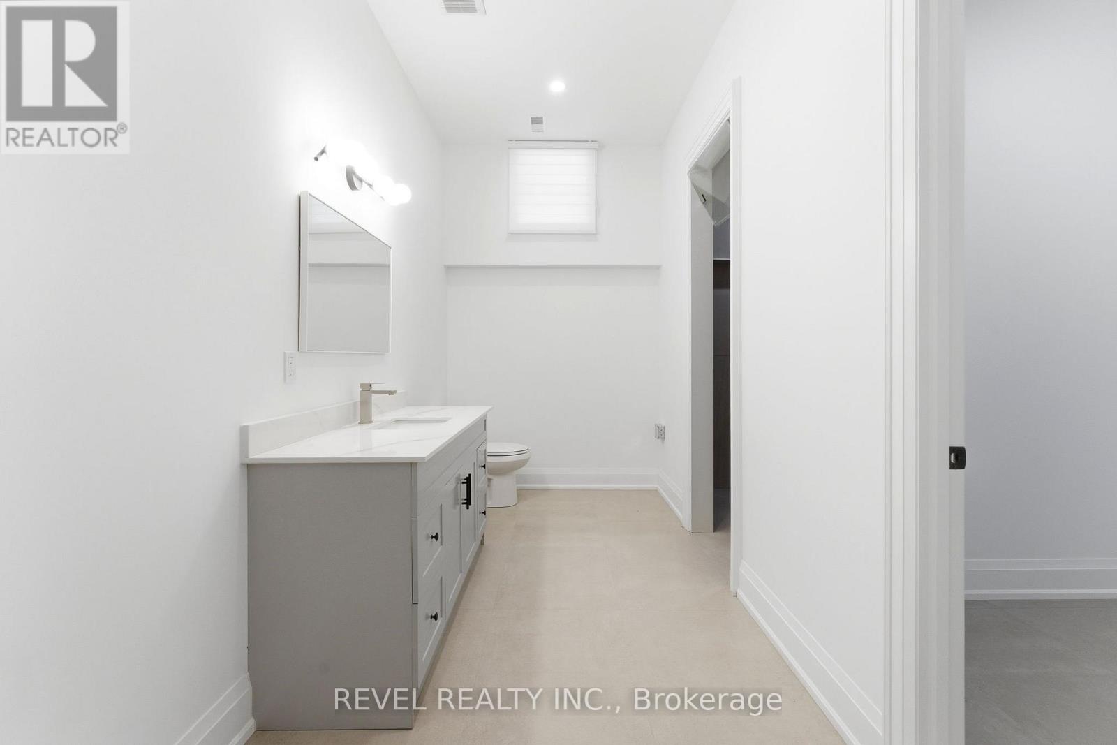 456 TOYNEVALE ROAD - 44