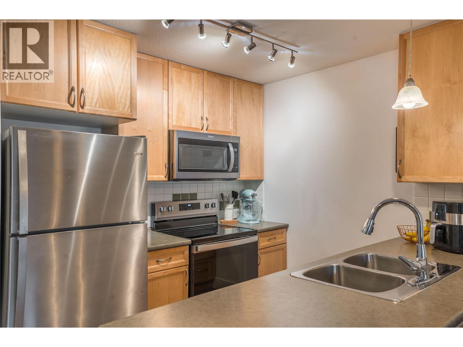 256 HASTINGS Avenue Unit# 111, Penticton