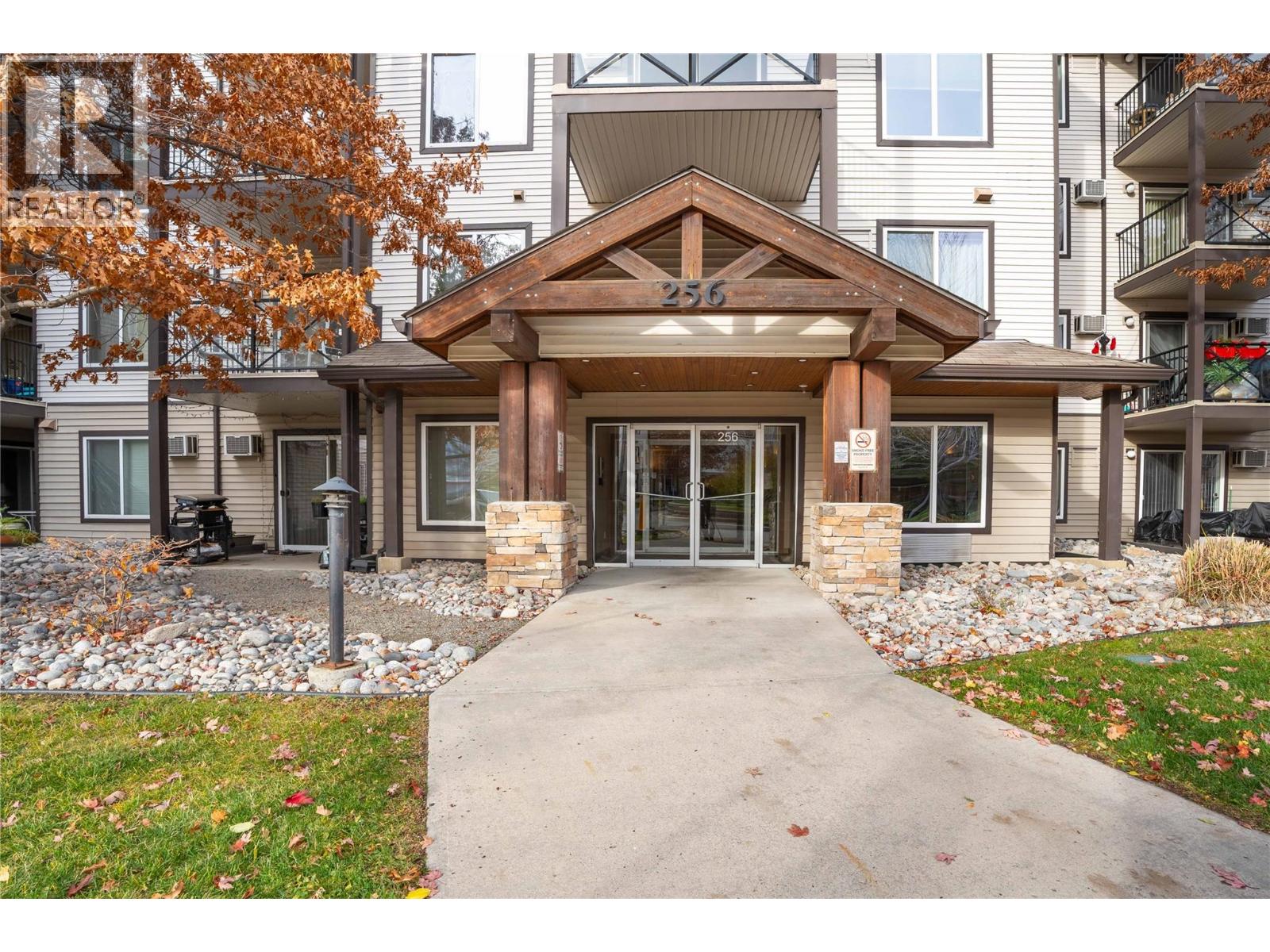 256 HASTINGS Avenue Unit# 111, Penticton