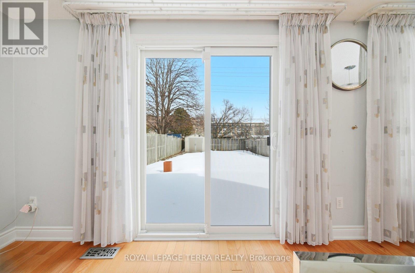 32 BRIDEKIRK PLACE - 46