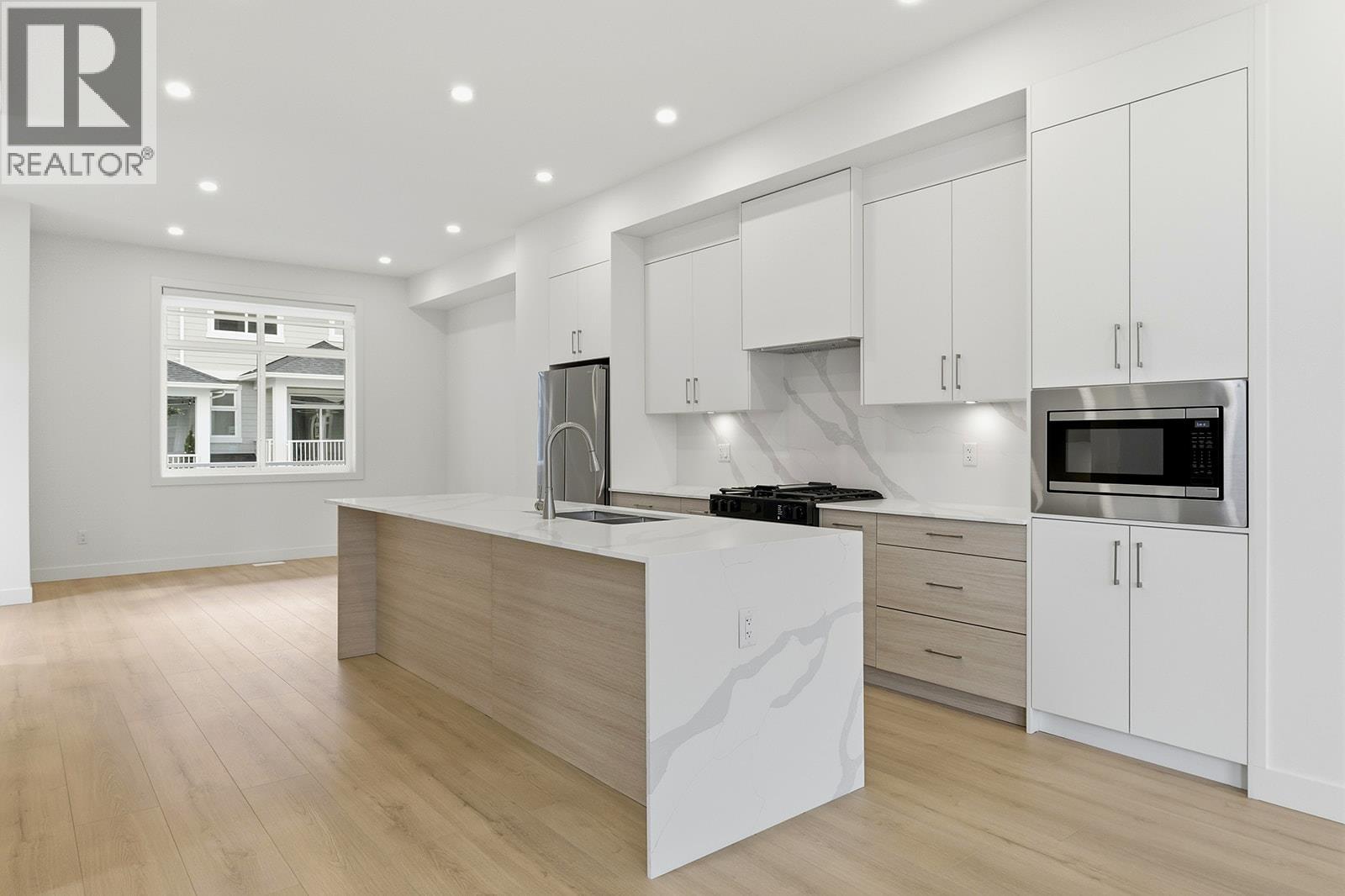 115 5300 Main Street, Kelowna