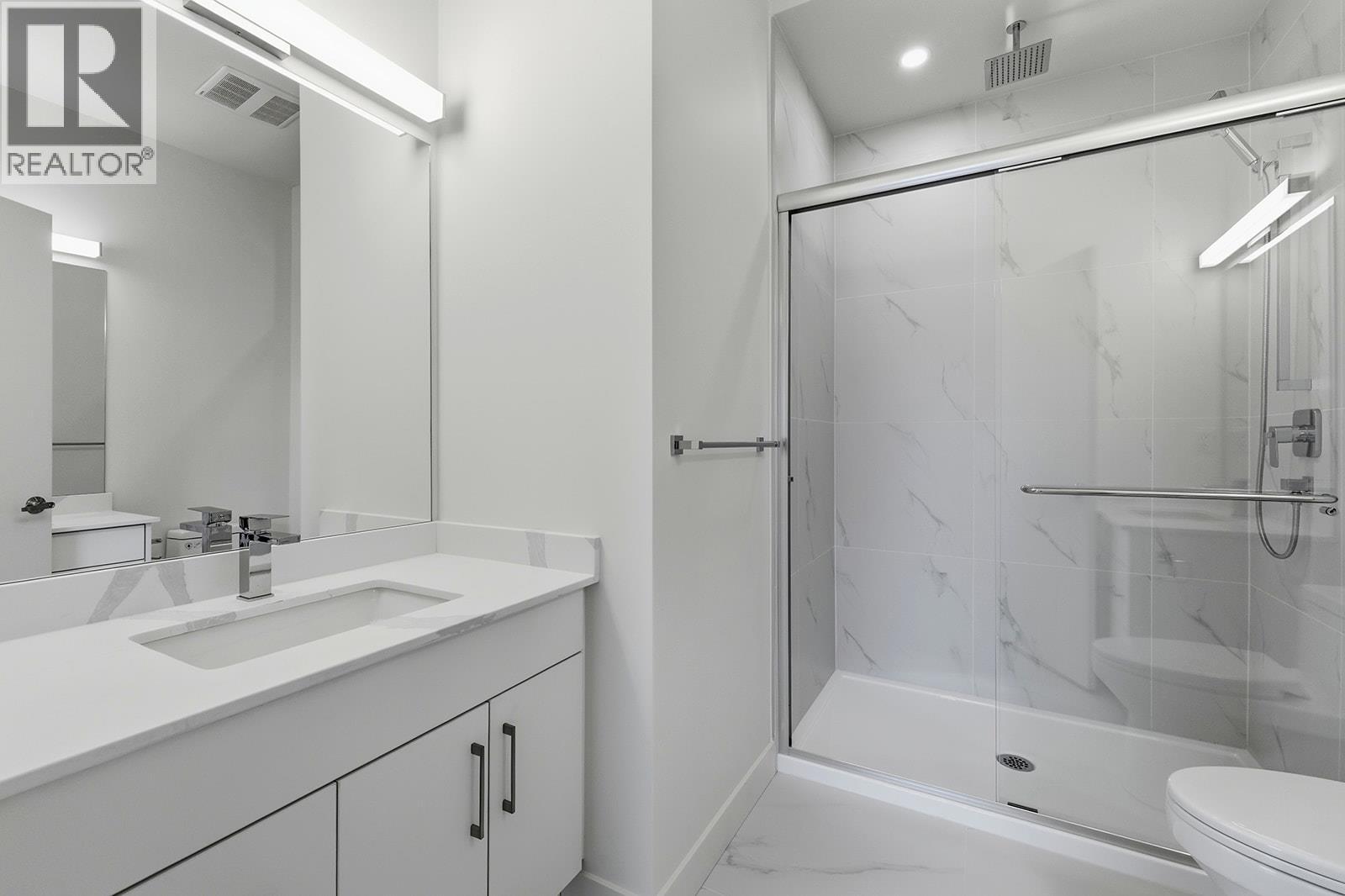 115 5300 Main Street, Kelowna