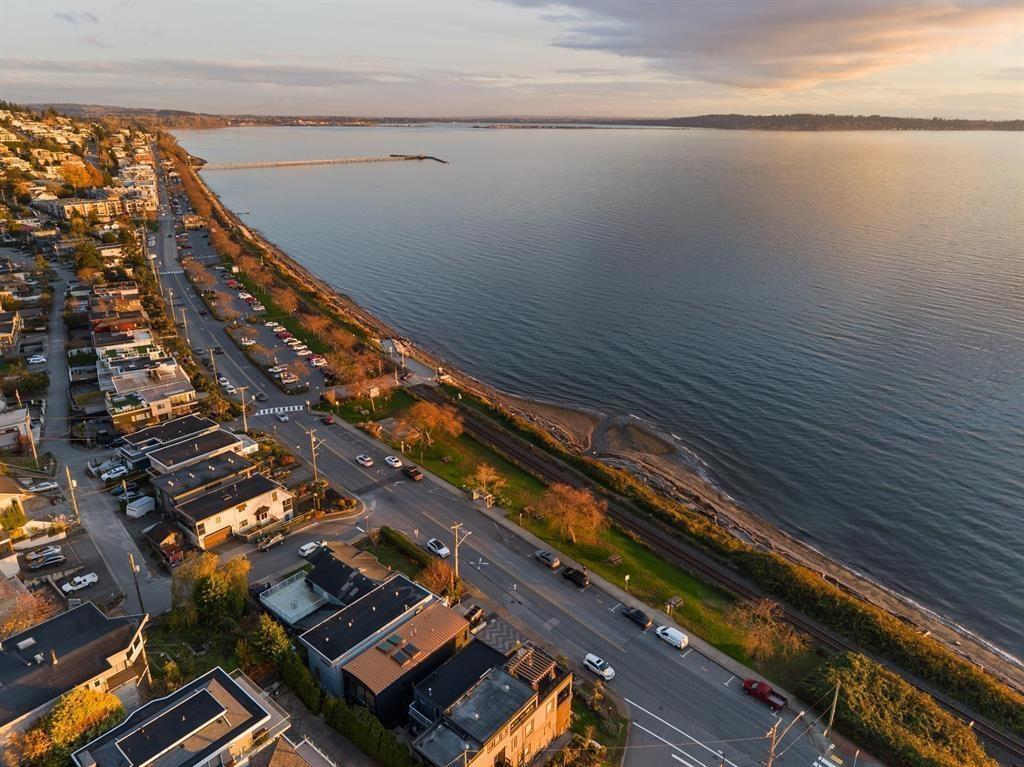 14555 MARINE DRIVE, White Rock