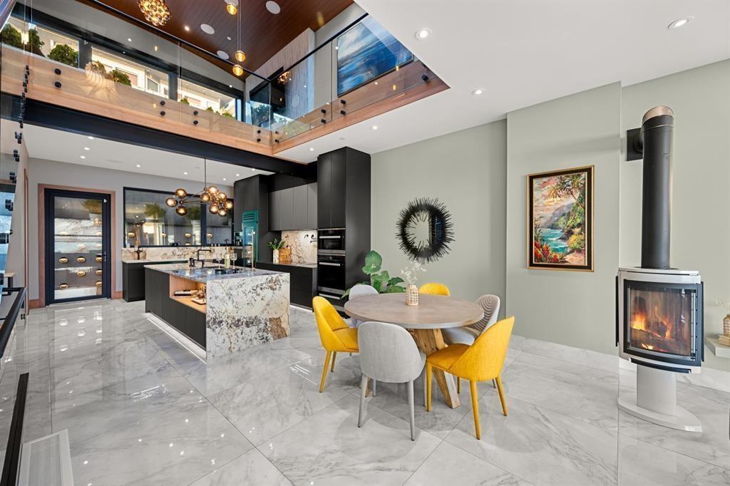 14555 MARINE DRIVE, White Rock