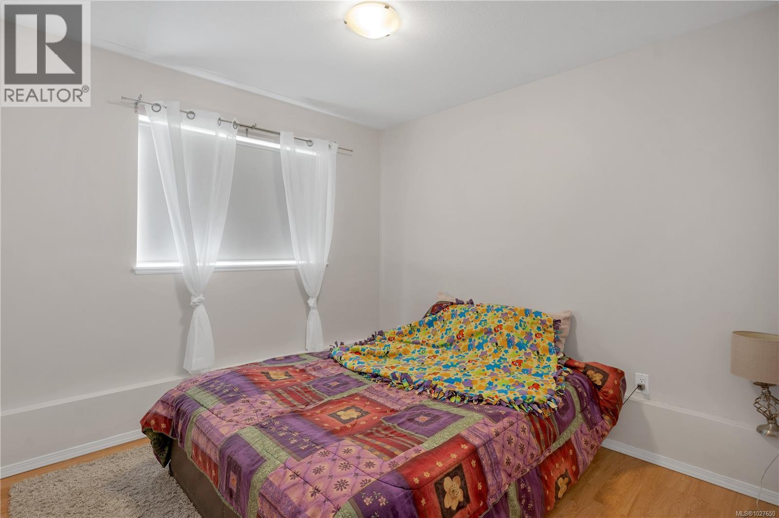 313 HARROGATE RD - 38