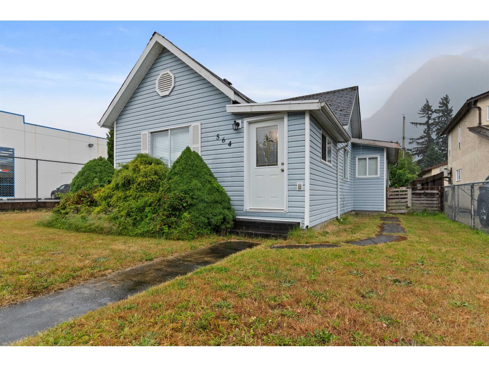 564 WALLACE Street - main photo