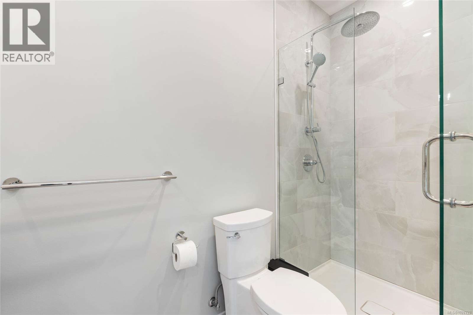  2051 Hampshire Road, Oak Bay