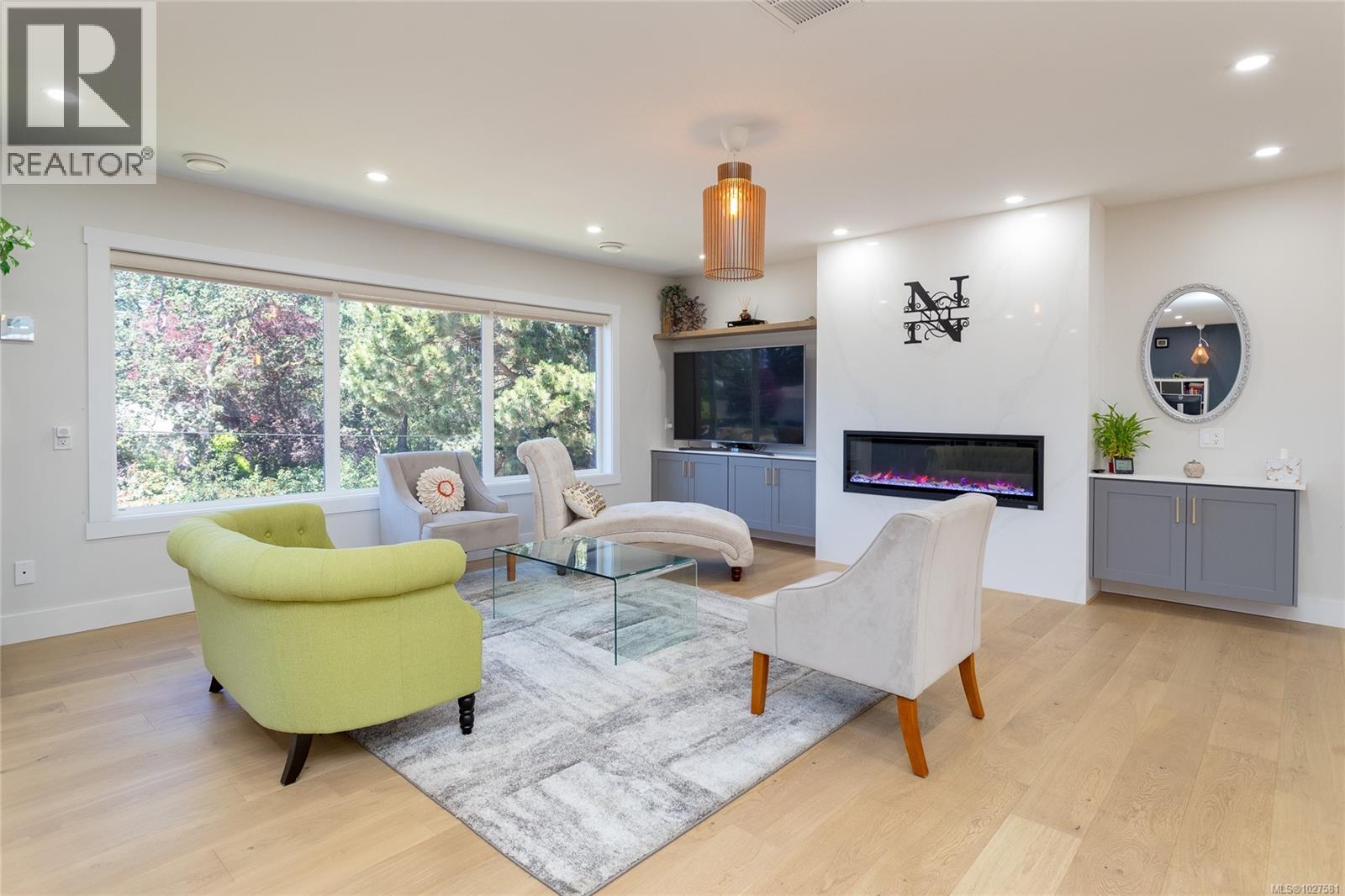  3947 Morgan Street, Saanich