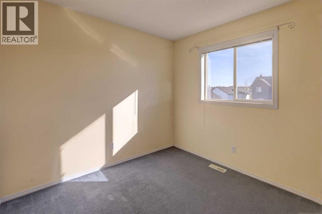 Single Family House for Sale in  Saddlemead Green NE Saddle Ridge Calgary 