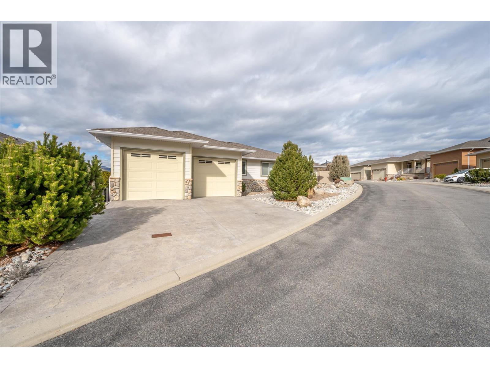 170 Stocks Crescent Unit# 176, Penticton