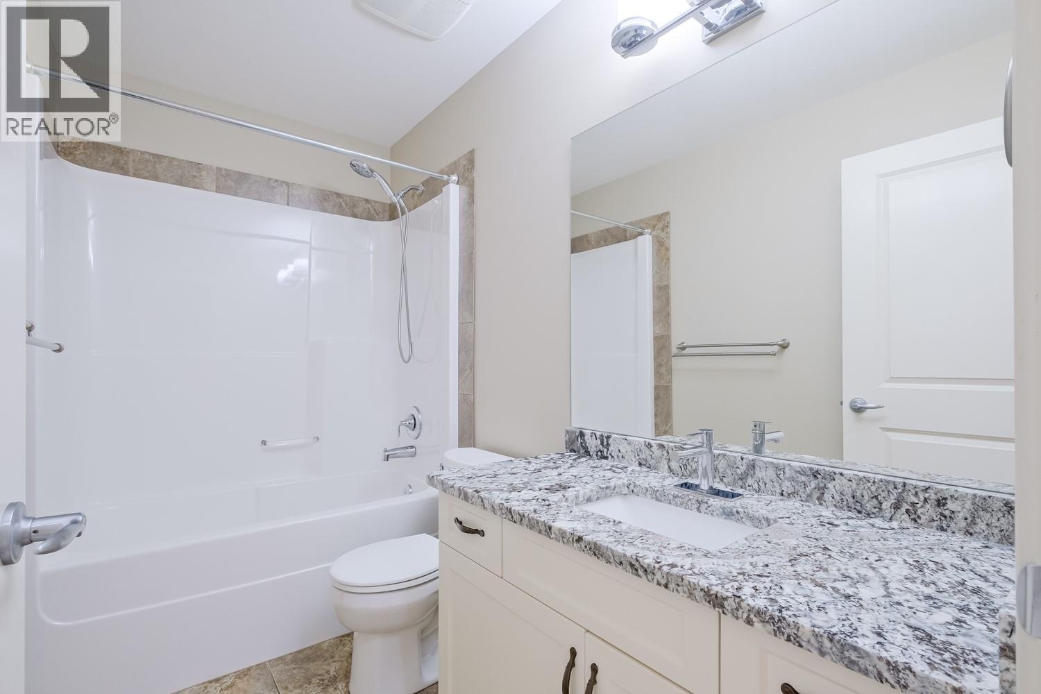 1886 Rosealee Lane, West Kelowna