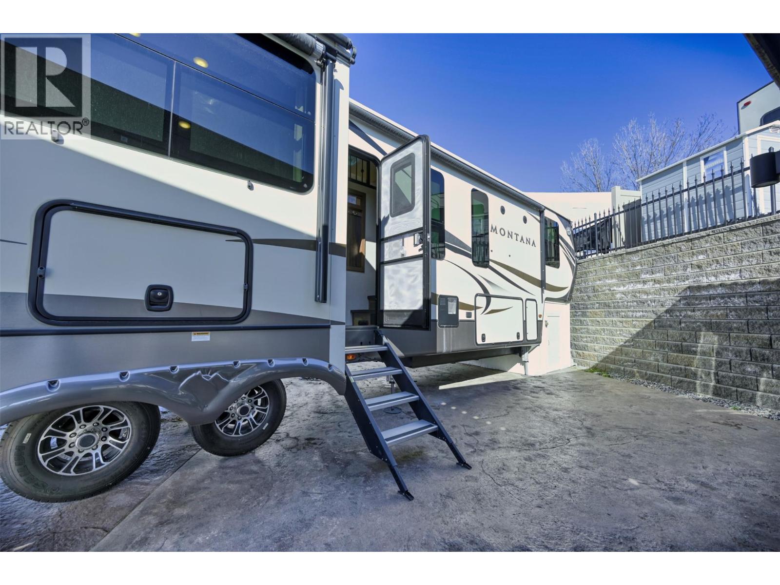 3207 Lakeshore Drive Unit# 65 & 66, Osoyoos