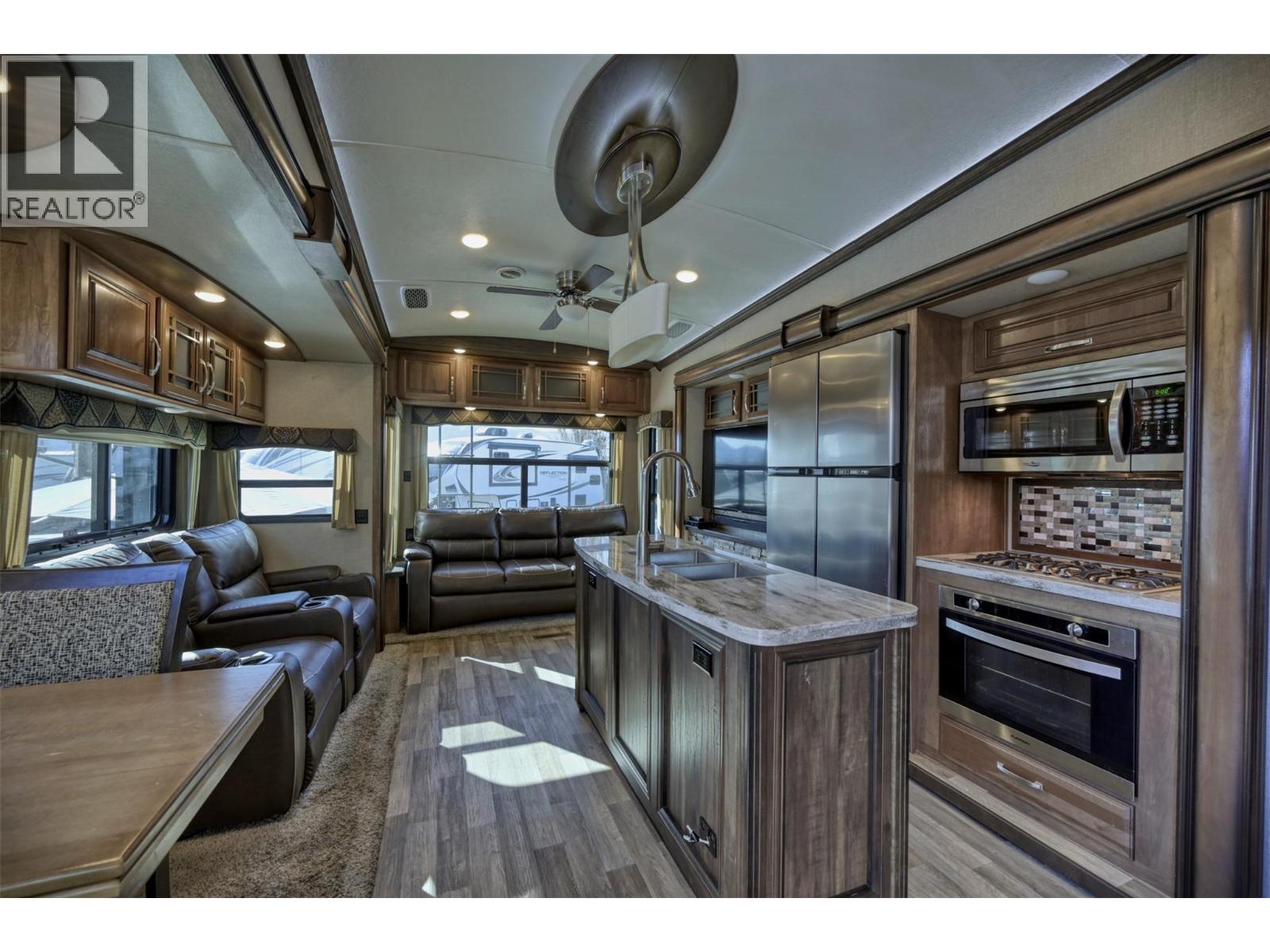 3207 Lakeshore Drive Unit# 65 & 66, Osoyoos