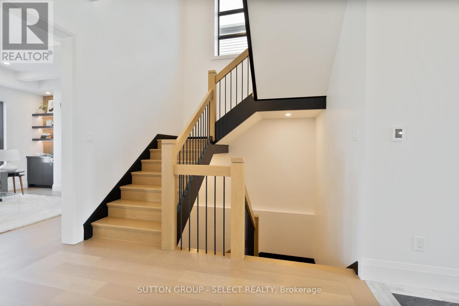 588 CREEKVIEW CHASE - 23