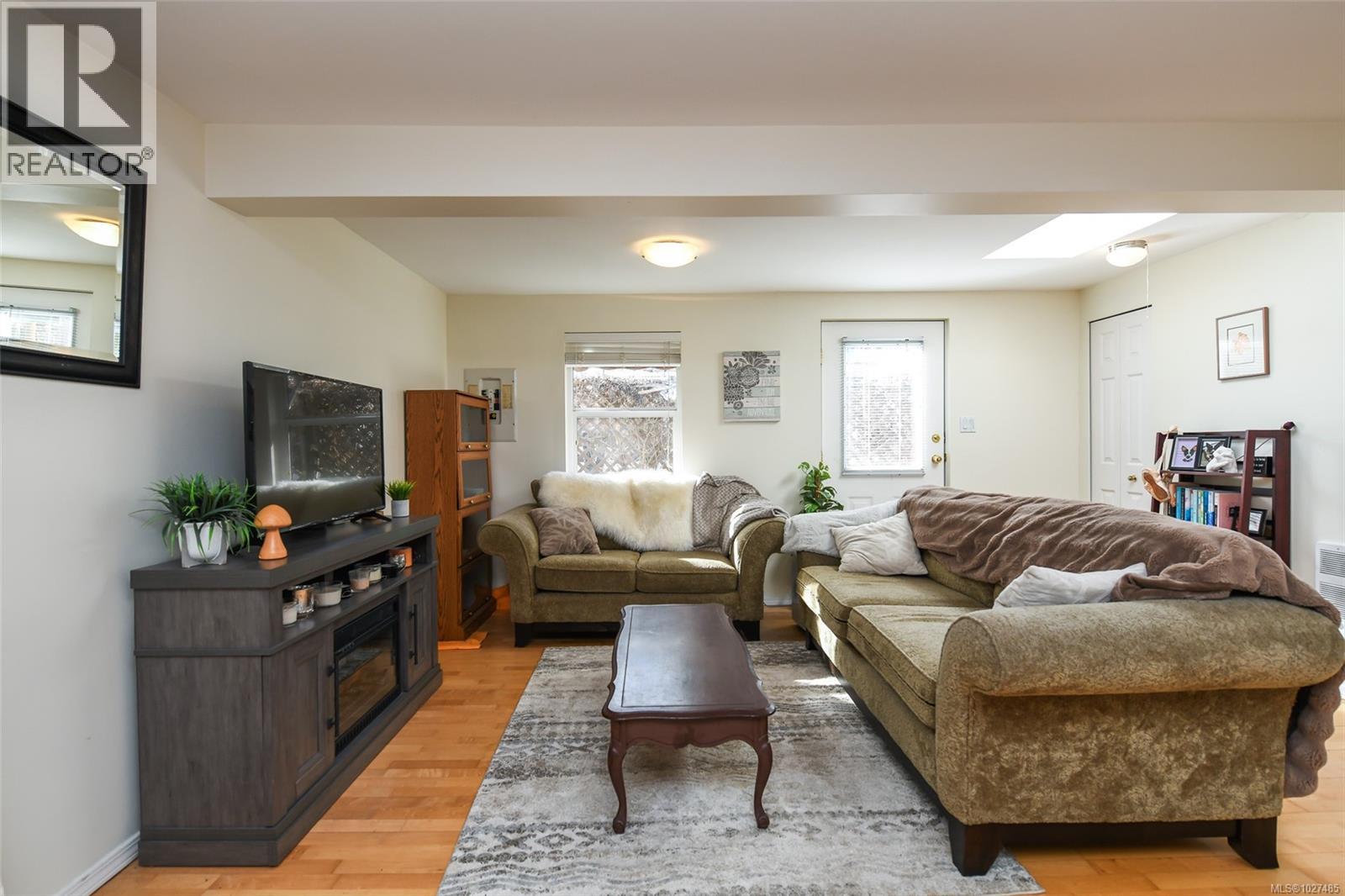 3916 Ronald Ave, Royston