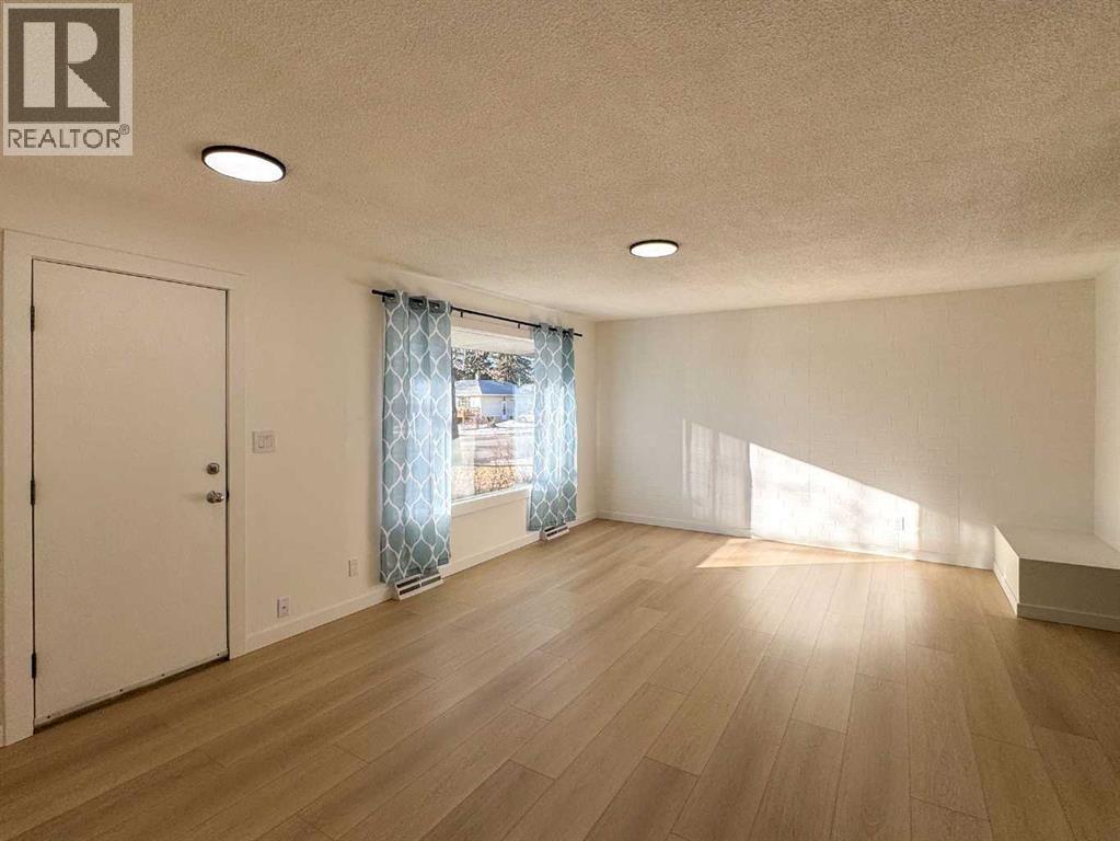 Single Family House Bungalow for Sale in   Avenue SE Ogden Calgary 