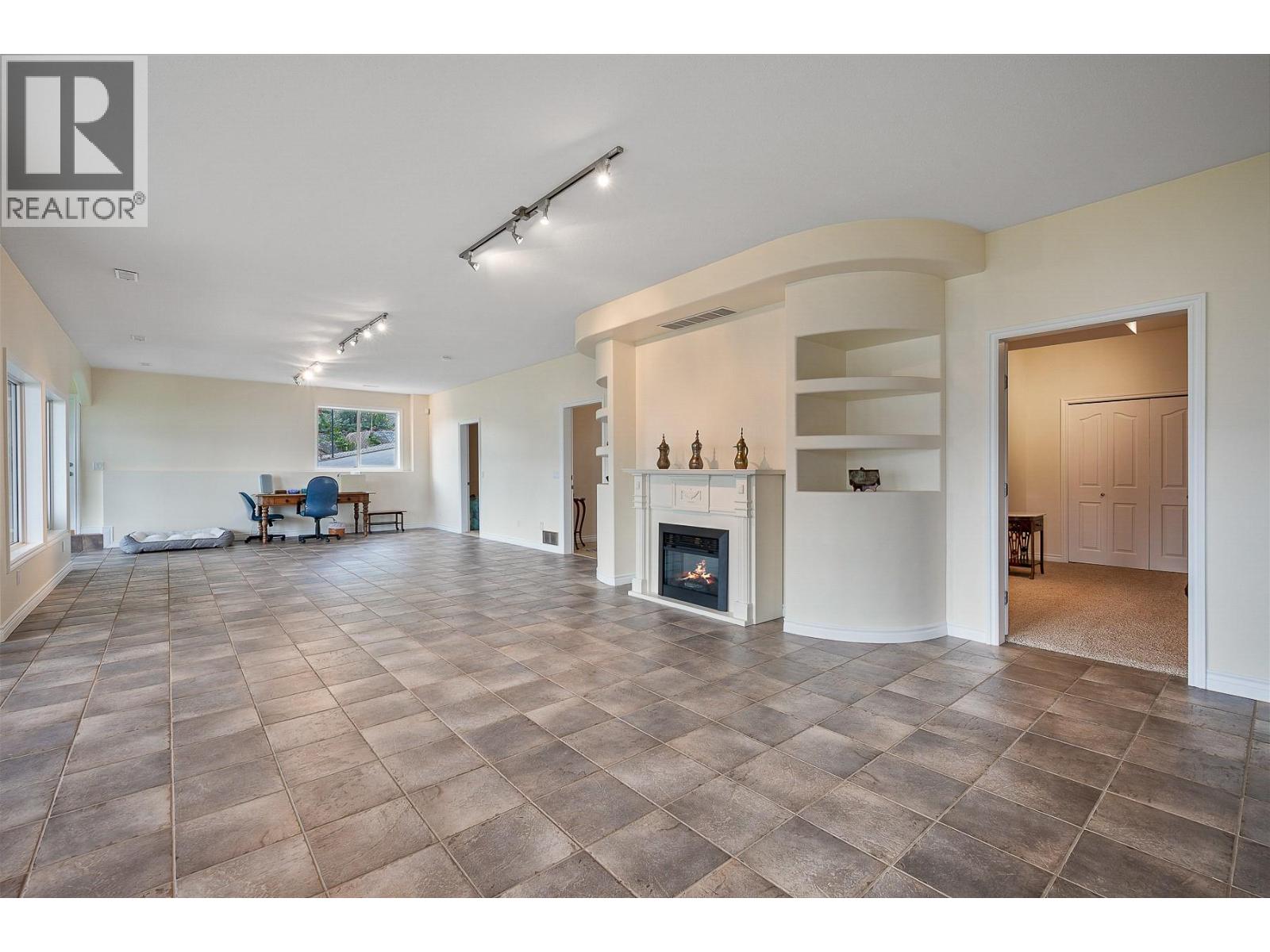 7178 Brent Road N, Peachland