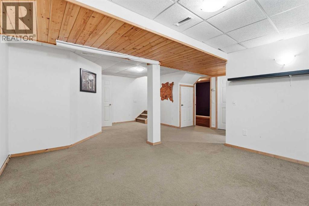 
          1429 Big Springs Way Southeast
            <br/>
            <span>Airdrie</span>
            , 
            <span>AB</span>
             <span>T4A1K7</span>
         - Photo 23