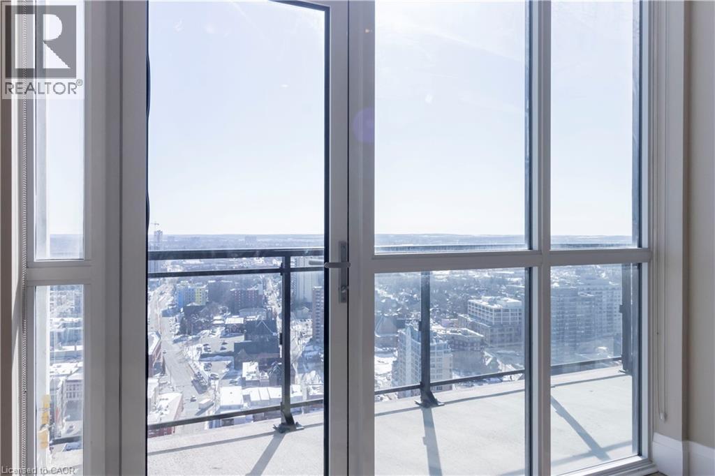 60 CHARLES Street W Unit# 3103, Kitchener, Ontario, N2G0C9 — Photo 6