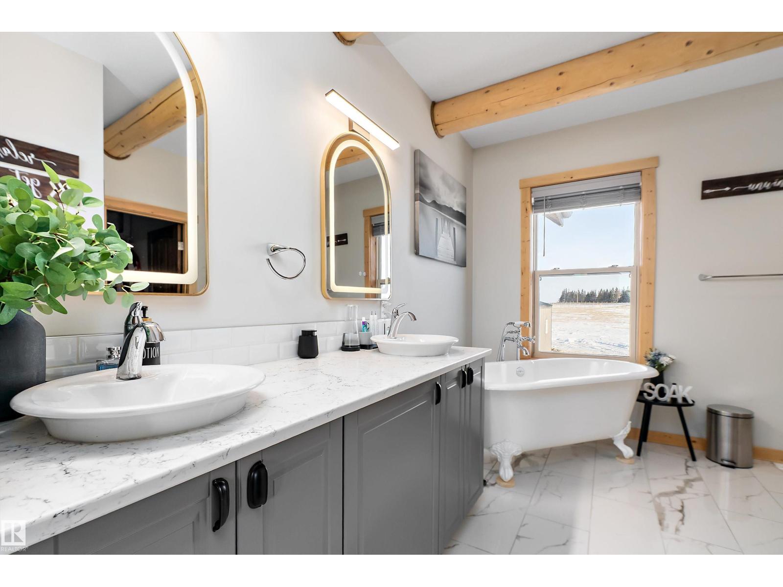 
          19003 TWP RD 522
            <br/>
            <span>Rural Beaver County</span>
            , 
            <span>AB</span>
             <span>T0B4J5</span>
         - Photo 46